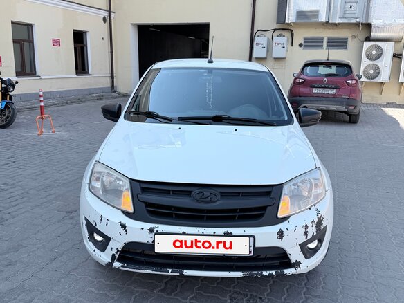2017 Lada (ВАЗ) Granta I, белый, 330000 рублей