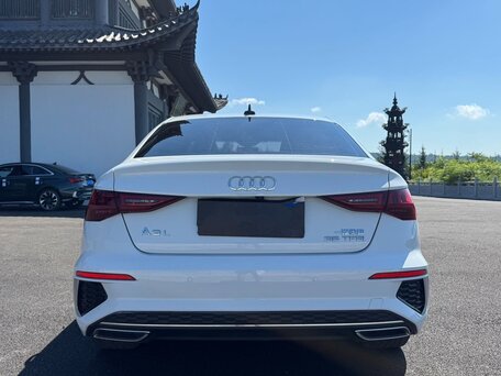 2022 Audi A3 35 TFSI Long IV (8Y), белый, 2450000 рублей, вид 5