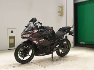 2018 Kawasaki Ninja 400, чёрный, 375000 рублей, вид 4