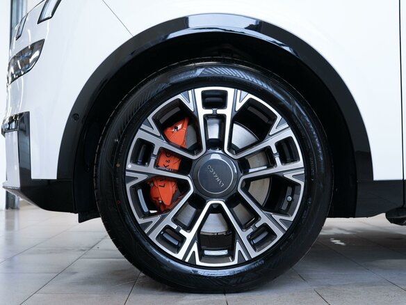 2026 Lynk & Co 900, белый, 8500000 рублей - вид 17