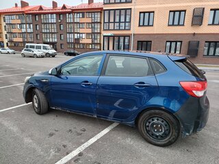 2016 Kia Rio III Рестайлинг, синий, 530000 рублей, вид 3