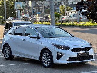 2018 Kia Ceed III, белый, 1620000 рублей, вид 2