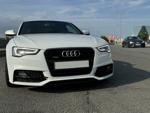 2015 Audi A5 I (8T) Рестайлинг, белый, 2990000 рублей