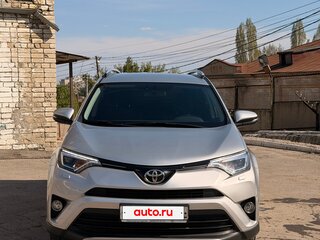 2018 Toyota RAV4 IV (XA40) Рестайлинг, серебристый, 2800000 рублей, вид 1