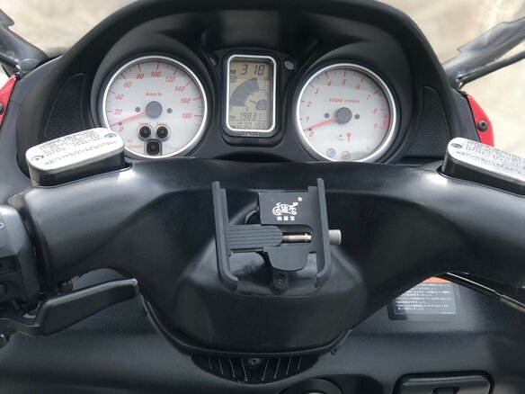 2009 Yamaha TMAX, красный, 395000 рублей - вид 2