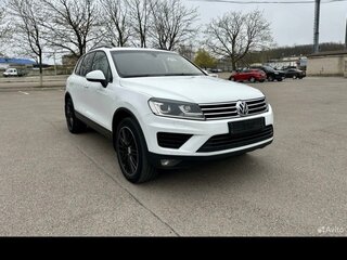 2015 Volkswagen Touareg II Рестайлинг, белый, 3200000 рублей, вид 1