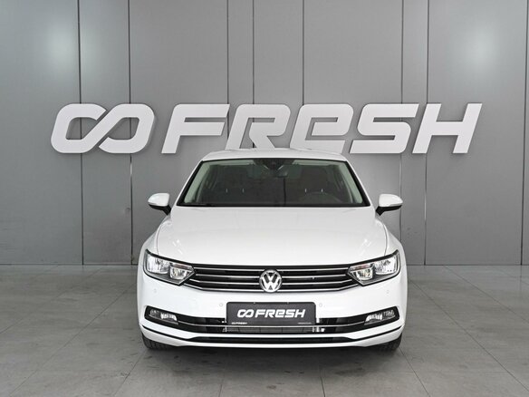 2019 Volkswagen Passat B8, белый, 2249000 рублей - вид 2