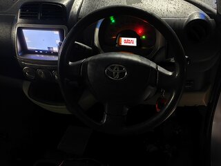 2009 Toyota Passo I (C10), серебристый, 550000 рублей, вид 5