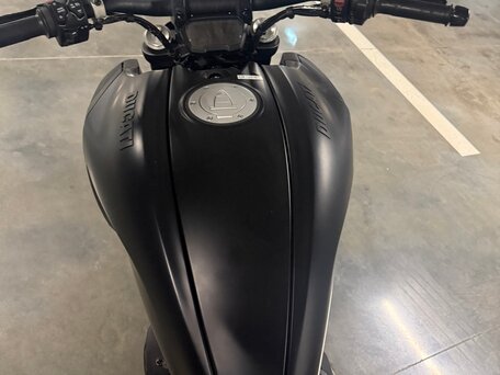 2021 Ducati Diavel 1260, чёрный, 1800000 рублей, вид 1