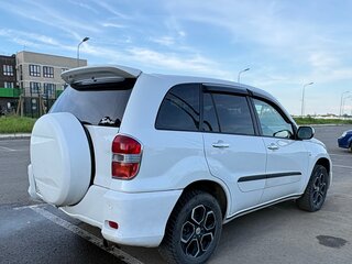 2000 Toyota RAV4 II (XA20), белый, 700000 рублей, вид 3
