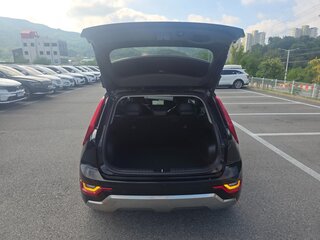 2022 Kia Niro II, чёрный, 1950000 рублей, вид 5
