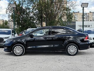 2017 Volkswagen Polo V Рестайлинг, чёрный, 859000 рублей, вид 4