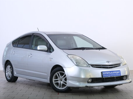 Toyota Prius II Рестайлинг (XW20)