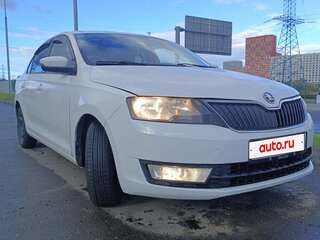 2018 Skoda Rapid I Рестайлинг, белый, 597000 рублей, вид 3