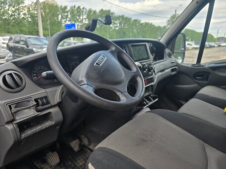 2013 Iveco Daily, синий, 1300000 рублей, вид 3