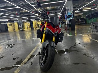 2023 Ducati Streetfighter V4, красный, 2500000 рублей, вид 1