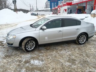 2006 Volkswagen Passat B6, серебристый, 650000 рублей, вид 2