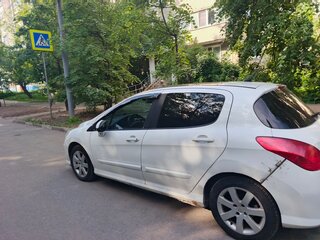 2011 Peugeot 308 I Рестайлинг, белый, 450000 рублей, вид 3