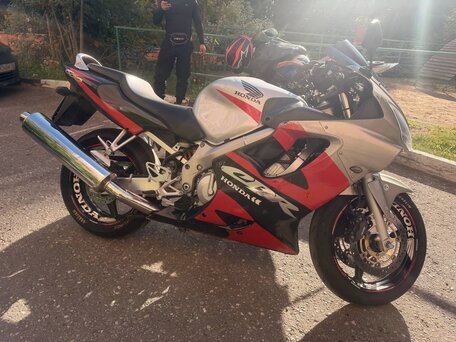 2003 Honda CBR 600F, серебристый, 400000 рублей, вид 2
