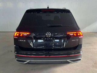 2022 Volkswagen Tiguan L II Рестайлинг (China Market), чёрный, 2450000 рублей, вид 4