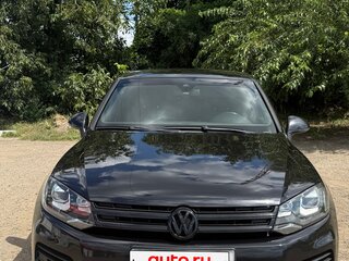 2013 Volkswagen Touareg II, чёрный, 2550000 рублей, вид 1