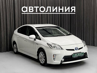 2013 Toyota Prius PHV ZVW35 III Рестайлинг (XW30), белый, 950000 рублей, вид 1