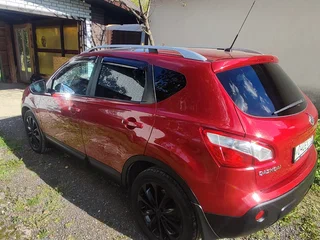 2010 Nissan Qashqai I Рестайлинг, красный, 1099000 рублей, вид 4