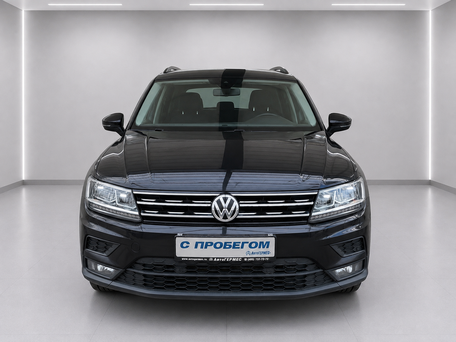 2019 Volkswagen Tiguan II, чёрный, 1760000 рублей, вид 2