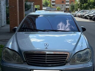 1999 Mercedes-Benz S-Класс 500 IV (W220), голубой, 630000 рублей, вид 2