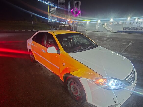 2015 Daewoo Gentra II, жёлтый - вид 4