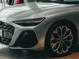 2026 Audi A6 L VI (C9), серебристый, 8390000 рублей, вид 5
