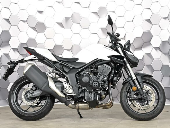 2025 Honda CB 1000 Hornet, белый - вид 2