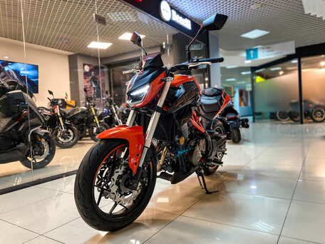 2026 QJMotor SRK 400, оранжевый, 499000 рублей, вид 2