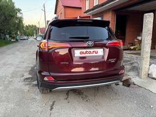 2018 Toyota RAV4 IV (XA40) Рестайлинг, красный, 2650000 рублей, вид 3