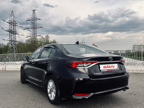 2019 Toyota Corolla XII (E210), коричневый, 1900000 рублей - вид 5