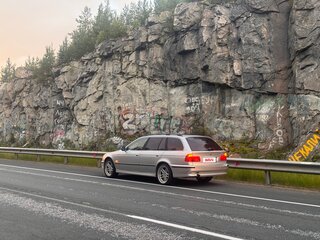 1998 BMW 5 серии 520i IV (E39), серебристый, 550000 рублей, вид 2