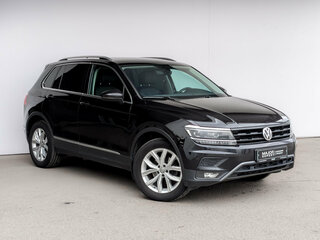2018 Volkswagen Tiguan II, чёрный, 2130000 рублей, вид 3