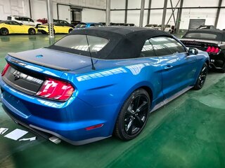 2022 Ford Mustang VI Рестайлинг, голубой, 7535000 рублей, вид 2