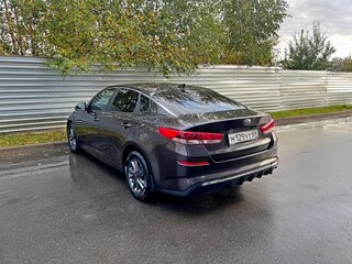 2019 Kia Optima IV Рестайлинг, коричневый, 1190000 рублей, вид 4