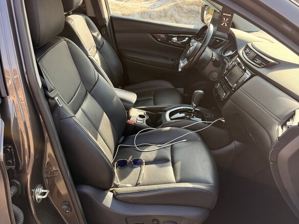 2022 Nissan Qashqai II Рестайлинг, коричневый, 2000000 рублей - вид 6