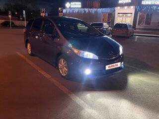 2015 Toyota Wish II Рестайлинг, синий, 1350000 рублей, вид 3