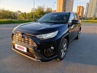 2022 Toyota RAV4 V (XA50), чёрный, 4600000 рублей, вид 4