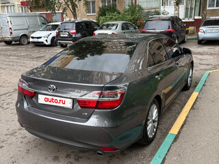 2013 Toyota Camry VII (XV50), серый, 1710000 рублей, вид 3