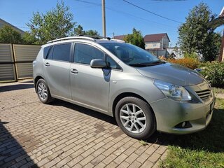 2012 Toyota Verso I, серый, 900000 рублей, вид 3