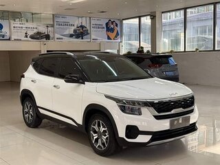 2021 Kia KX3, белый, 1750000 рублей, вид 4