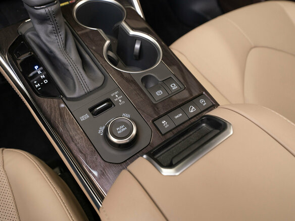 2026 Toyota Highlander IV (XU70), чёрный - вид 24