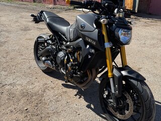 2014 Yamaha MT-09 (FZ-09), серый, 700000 рублей, вид 3