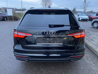 2022 Audi A4 35 TFSI V (B9) Рестайлинг, чёрный, 2875396 рублей, вид 5