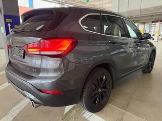 2020 BMW X1 18d xDrive II (F48) Рестайлинг, серый, 2790099 рублей, вид 5