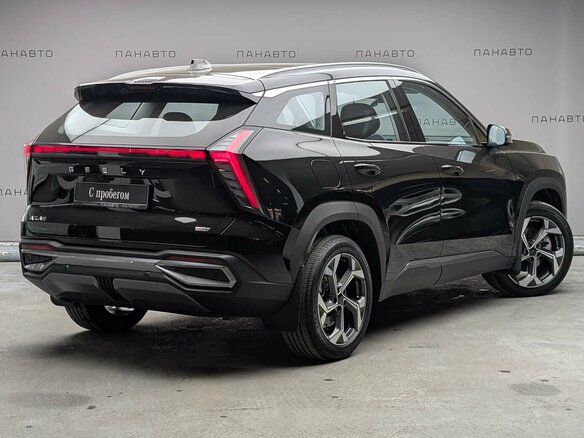 2025 Geely Atlas II, чёрный - вид 2